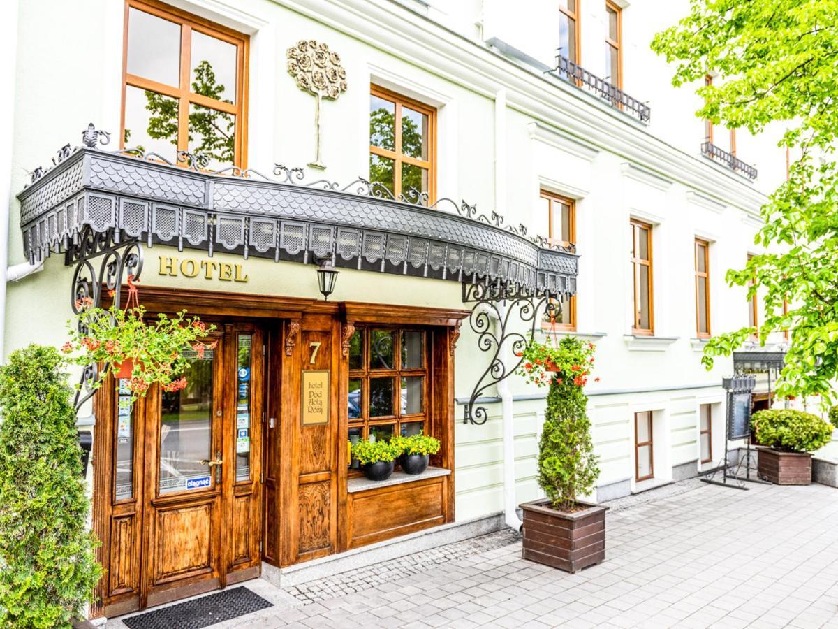 Hotel Pod Zlota Roza Κίελτσε Εξωτερικό φωτογραφία