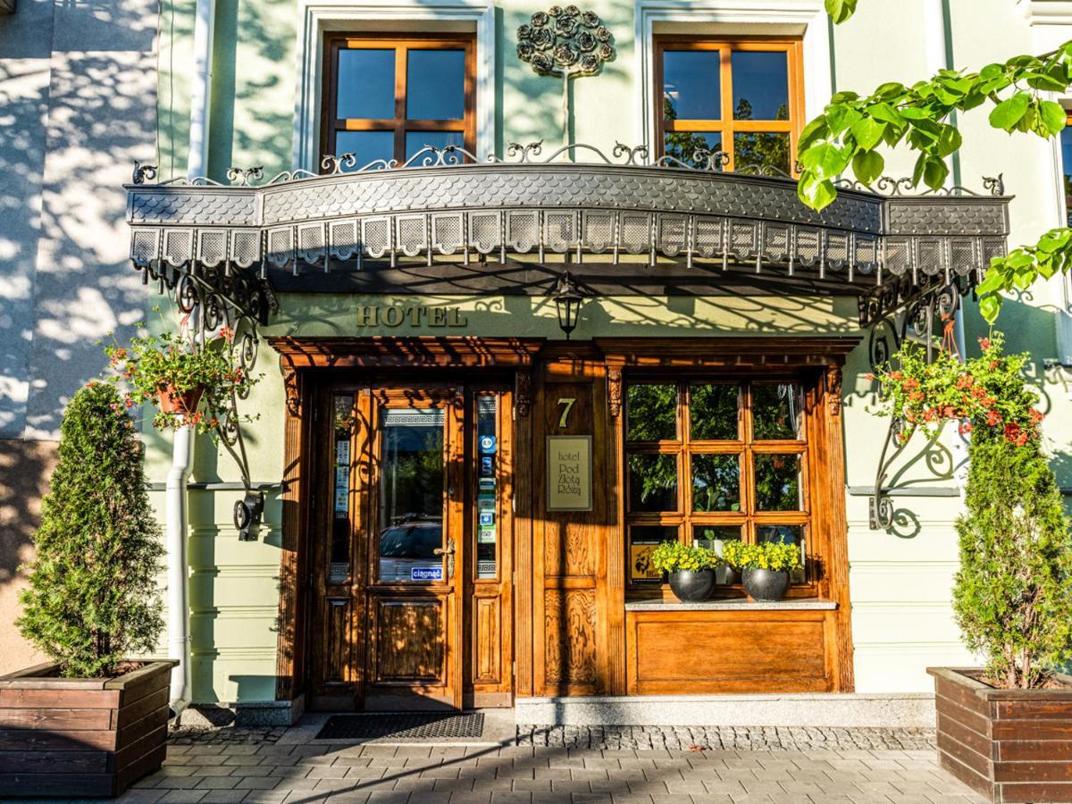 Hotel Pod Zlota Roza Κίελτσε Εξωτερικό φωτογραφία