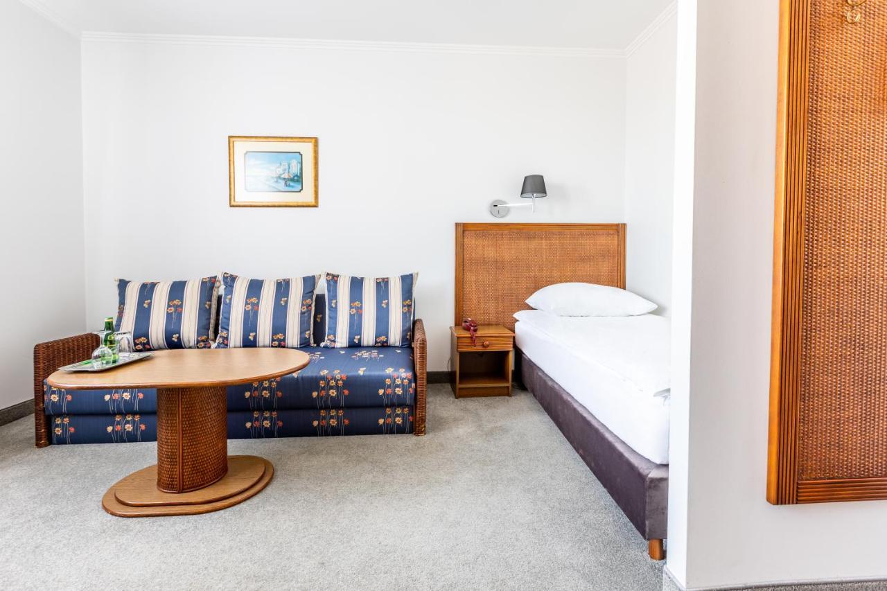 Hotel Pod Zlota Roza Κίελτσε Εξωτερικό φωτογραφία