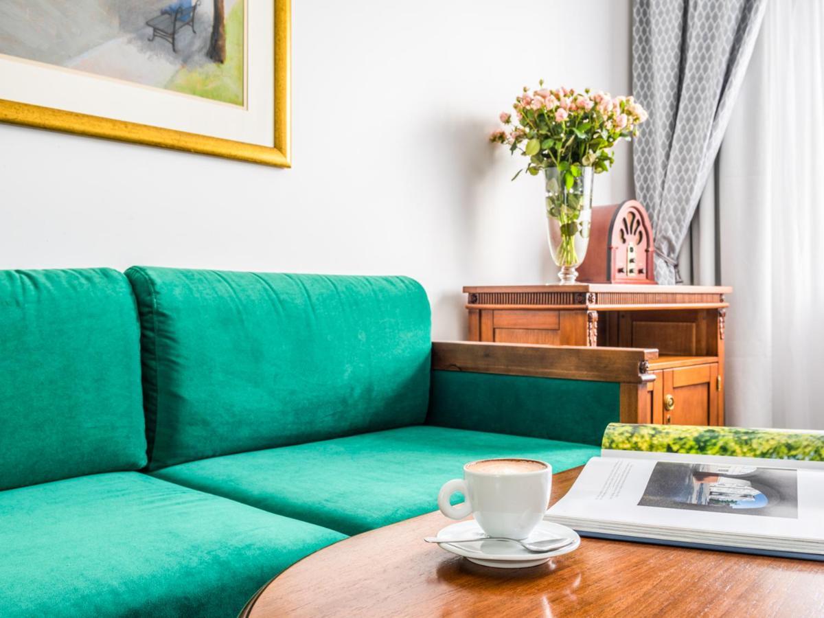 Hotel Pod Zlota Roza Κίελτσε Εξωτερικό φωτογραφία