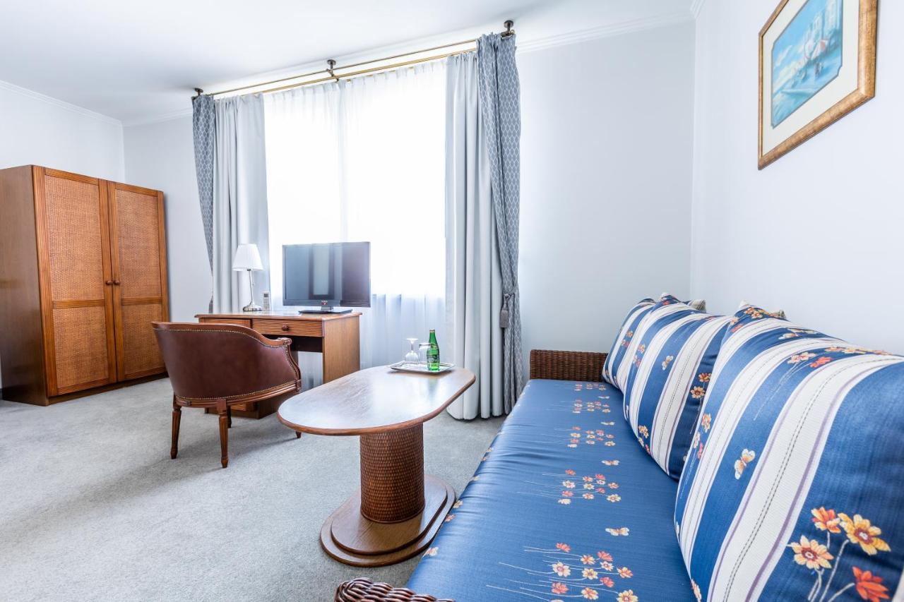 Hotel Pod Zlota Roza Κίελτσε Εξωτερικό φωτογραφία