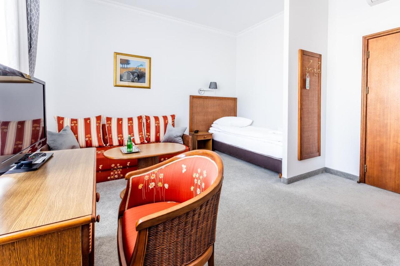 Hotel Pod Zlota Roza Κίελτσε Εξωτερικό φωτογραφία