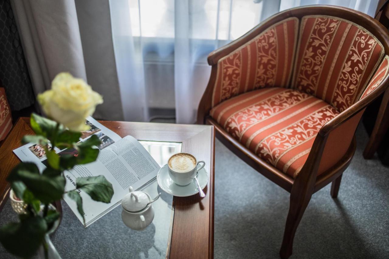 Hotel Pod Zlota Roza Κίελτσε Εξωτερικό φωτογραφία